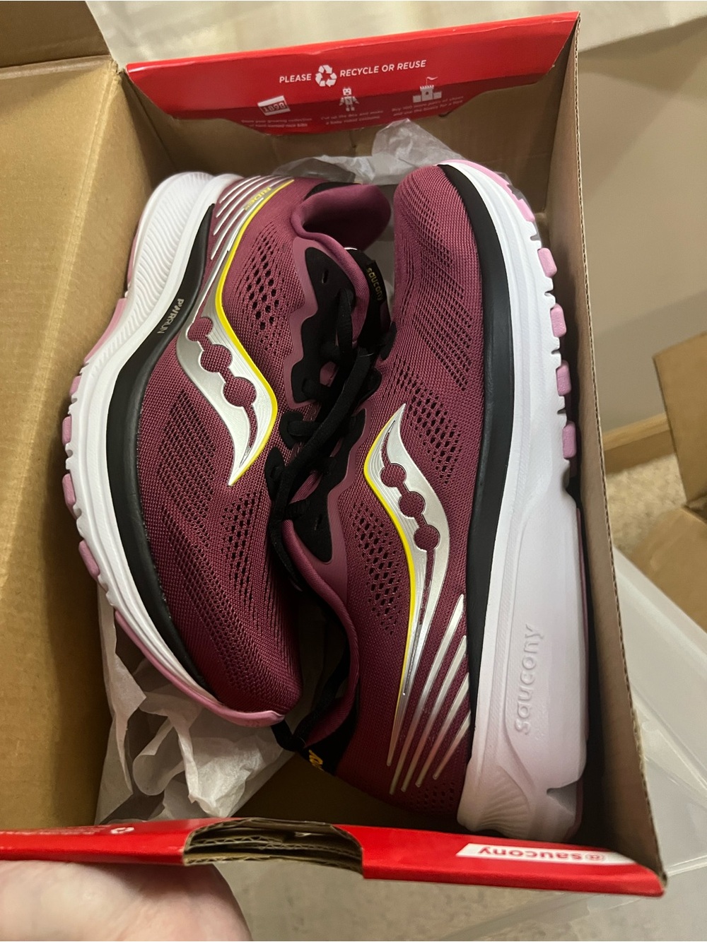 NIB Saucony Women’s Running Shoe - Quartz Violet Size 7.5